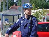 Polkupyöräpoliisi poseeraa (ei tarkoituksella)