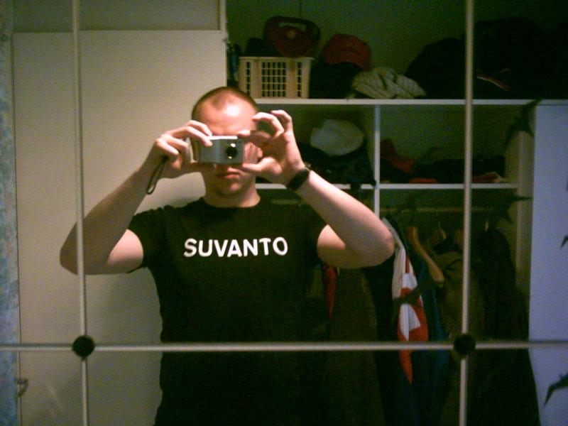 Tiedosto:Suvanto-t-paita.jpg