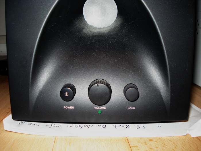 Tiedosto:Subwoofer.jpg